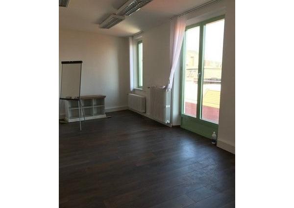 Kancelárie v centre mesta na prenájom - výmera od 18 m2, ul. Námestie SNP.