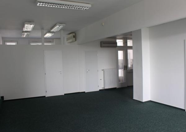Kancelárie v centre mesta na prenájom - výmera od 18 m2, ul. Námestie SNP.