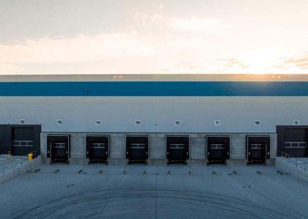 Sklad pre mestskú logistiku a ľahkú výrobu na prenájom - 1.879 m2, Staviteľská ul.