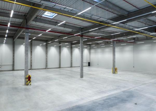 Sklad pre mestskú logistiku a ľahkú výrobu na prenájom - 1.012 m2, Staviteľská ul.