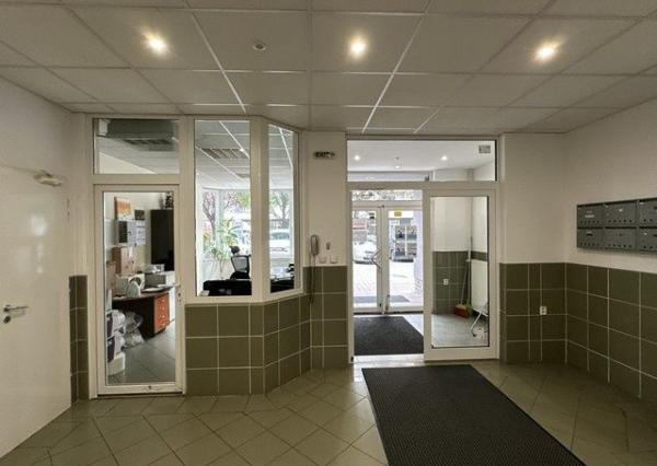 Kancelária na prenájom - 46 m2, Údernícka ul.