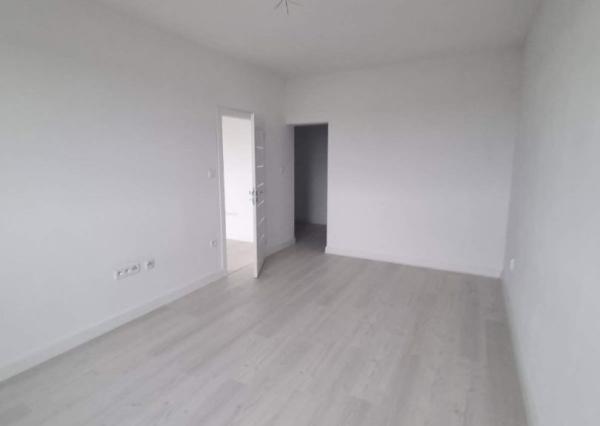 Skolaudované 3i byty v tehlovej novostavbe.