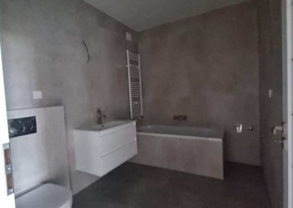 Skolaudované 3i byty v tehlovej novostavbe.