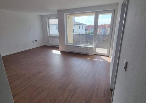 Skolaudované 3i byty v tehlovej novostavbe.