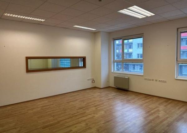 Kancelársky priestor na prenájom - 205 m2, Údernícka ul. 
