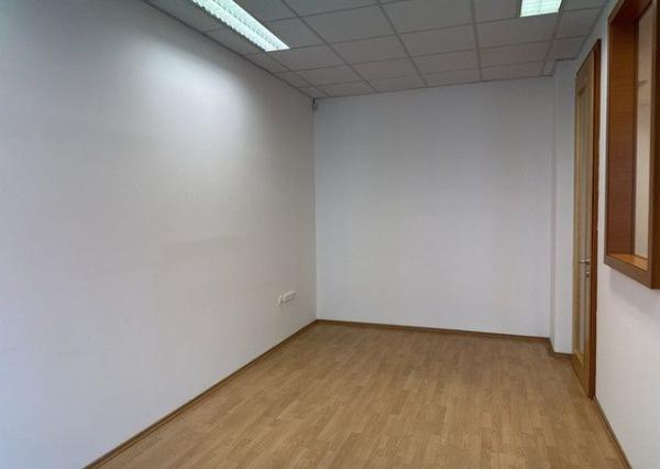 Kancelársky priestor na prenájom - 205 m2, Údernícka ul. 