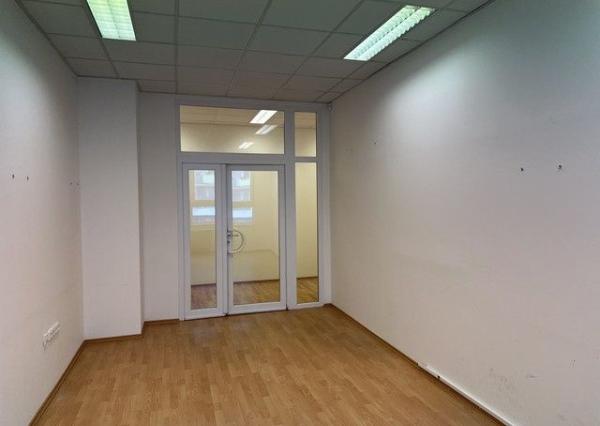 Kancelársky priestor na prenájom - 205 m2, Údernícka ul. 