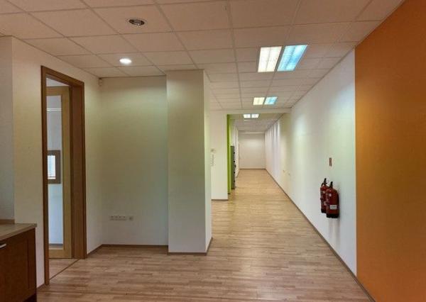 Kancelársky priestor na prenájom - 205 m2, Údernícka ul. 