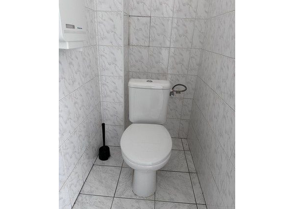 Kancelária s bezplatným parkovaním na prenájom - 19 m2, Rybničná ul.