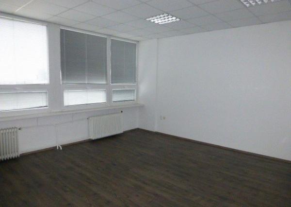 Kancelárske priestory s umývadlom - od 15 m2, Račianska ul.