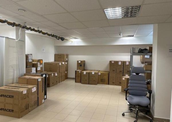 Na prenájom zrekonštruovaný obchodný priestor 342 m2. Možnosť rozdelenia na dve menšie prevádzky (222 m2 a 120 m2).