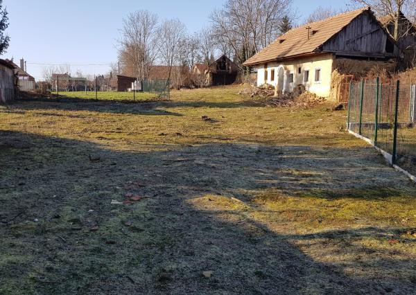 Predám stavebný pozemok Nitra - Štitáre.