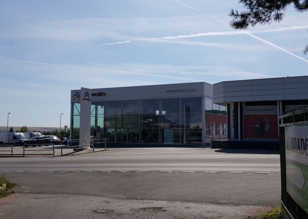 Prenajmem v Nitre 30m2 s parkovacím miestom na Cabajskej ceste.