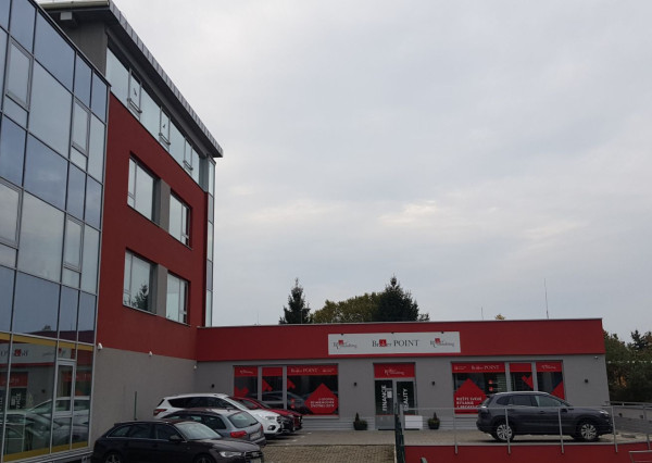 Prenajmem modernú kompletne zariadenú reštauráciu v Nitre.