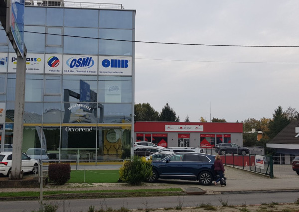 Prenajmem modernú kompletne zariadenú reštauráciu v Nitre.