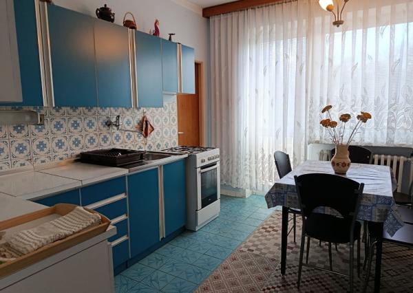 Predaj veľkého RD s 30 árovým pozemkom.