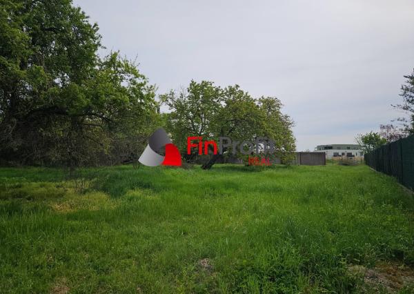 Pozemok v tichej lokalite Kvetoslavov ZĽAVA!