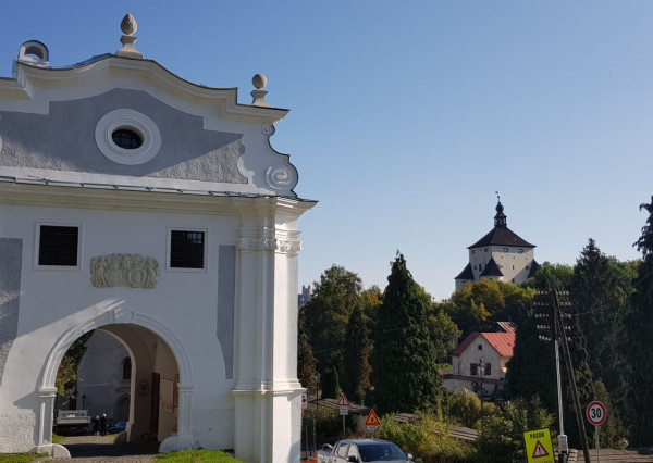 Predám stavebný pozemok na RD v Banskej Štiavnici.