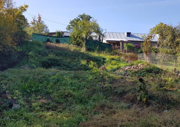 Predám stavebný pozemok na RD v Banskej Štiavnici.