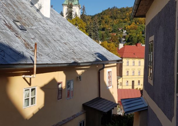 Predám stavebný pozemok na RD v Banskej Štiavnici.