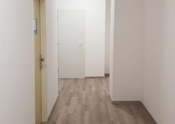 Predám komerčnú budovu komplet prenajatú v centre Nitry.