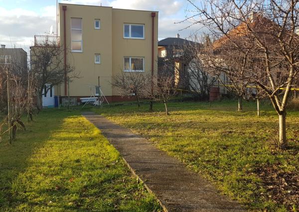 Predám zariadený RD Nitra - Zobor možný k nasťahovaniu.