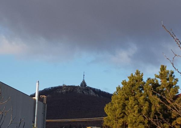 Predám zariadený RD Nitra - Zobor možný k nasťahovaniu.