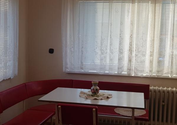 Predám zariadený RD Nitra - Zobor možný k nasťahovaniu.