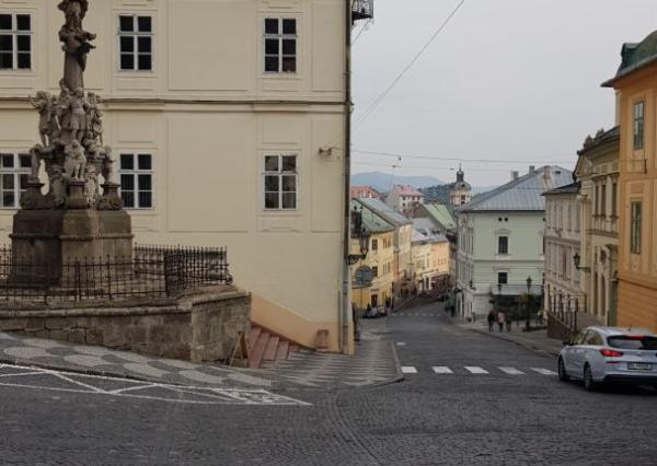 Predám zabehnutú reštauráciu v Banskej Štiavnici.