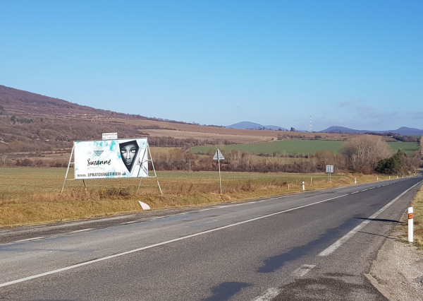 Predám pozemok na Zlatomoraveckej ceste pri Nitre, 6492m2.