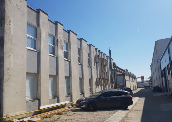 Predám výrobnú halu s kanceláriami v Nitre - Horné Krškany.