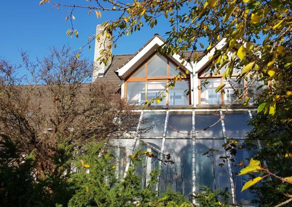 Predám RD pre veľkú rodinu alebo firmu v Nitre - Čermáň.