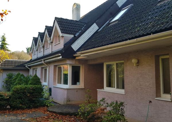 Predám RD pre veľkú rodinu alebo firmu v Nitre - Čermáň.