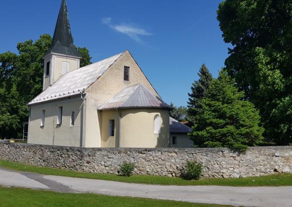 Predám stavebný pozemok Podhorany Sokolníky 5867m2.