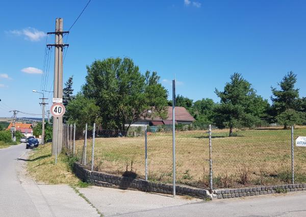 Predám stavebný pozemok pre RD Nitra - Šúdol.