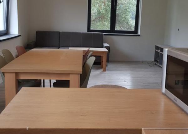 Predám budovu so 7 apartmánmi vo výstavbe vo Vyhniach.