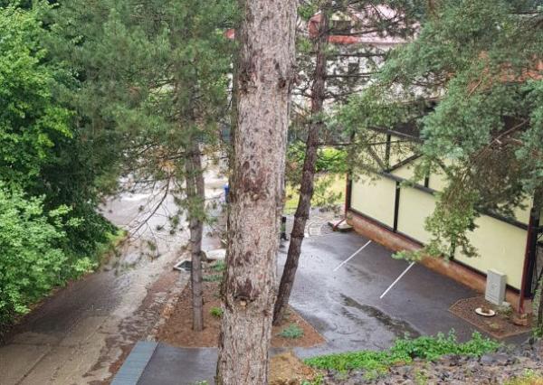 Predám budovu so 7 apartmánmi vo výstavbe vo Vyhniach.