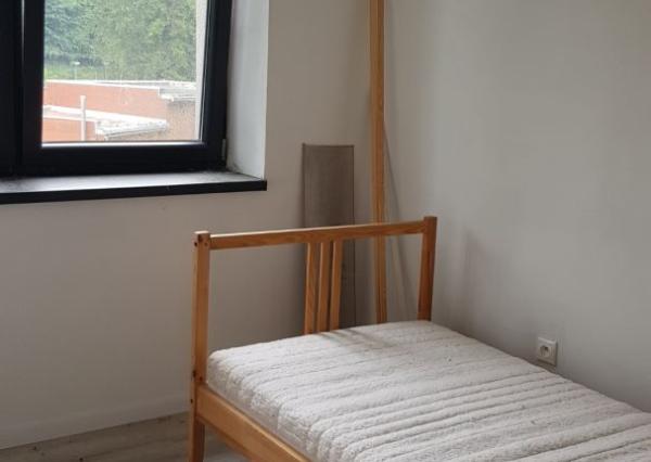 Predám budovu so 7 apartmánmi vo výstavbe vo Vyhniach.