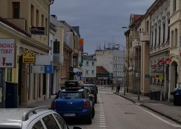 Prenajmem obchodno - kancelárske priestory v Nitre  55m2 - 550.-/mes.