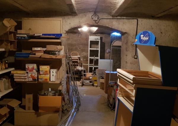 Predám polyfunkčný objekt Nitra vhodný na všetky činnosti.