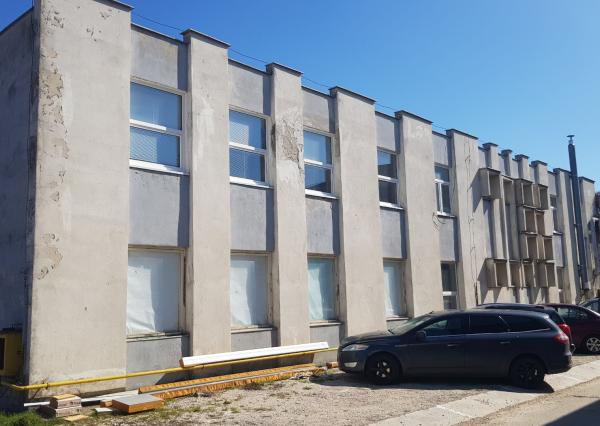 Prenajmem halu Nitra - Horné Krškany.