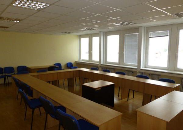 Kancelárske priestory pri OC Vivo na prenájom - od 13 m2, Pluhová ul.