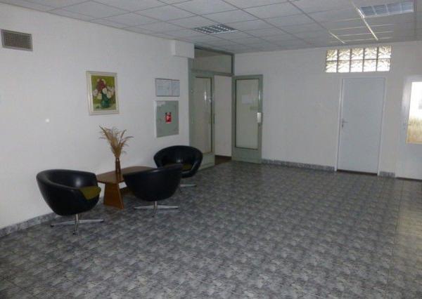 Kancelárske priestory pri OC Vivo na prenájom - od 13 m2, Pluhová ul.