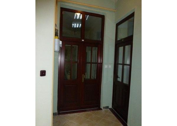 Dvojkancelária s vlastným zázemím v centre mesta na Šafárikovom námestí