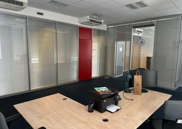 Na prenájom reprezentatívne kancelárske priestory v budove Omnipolis.