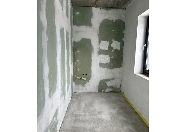 Kancelárske priestory s voliteľnou dispozíciou a skladom na prenájom - od 150 m2, Elektrárenská ul.