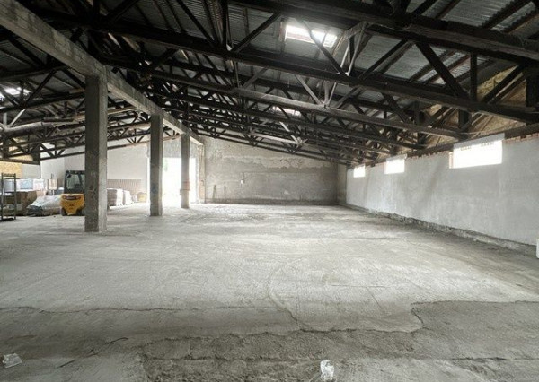 Kancelárske priestory s voliteľnou dispozíciou a skladom na prenájom - od 150 m2, Elektrárenská ul.