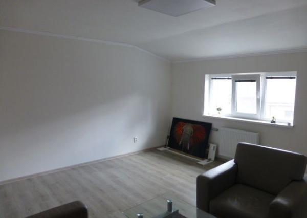 Na prenájom zrekonštruovaný kancelársky priestor o výmere 85 m2 s vlastným vstupom.