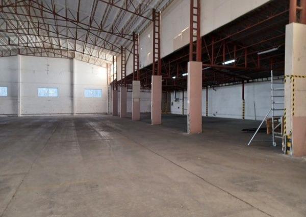 Na prenájom skladovacie haly s výmerami 640 m2, 2.256 m2 a 3.430 m2 v obci Zohor.