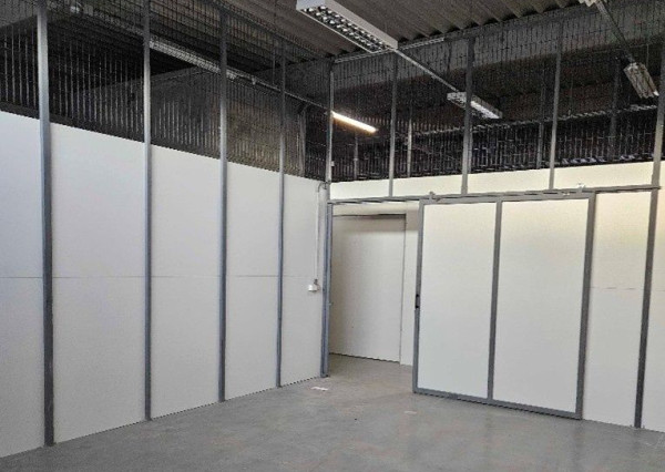 Vykurované skladové priestory na prenájom - 27 m2, ul. Stará Vajnorská